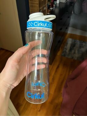 Cirkul Blue Accent Reusable Water Bottle